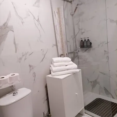 Miquinhas 弗雷蒙德